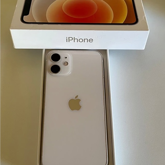 Apple iPhone 12 in 64GBunlocked